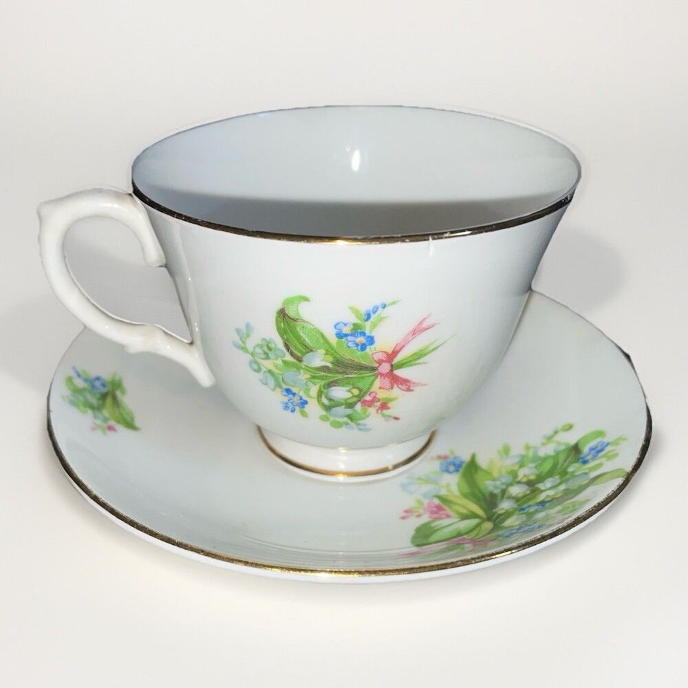 Vintage Crownford England Fine Bone China Tea Cup & Saucer "Lily of Valley".